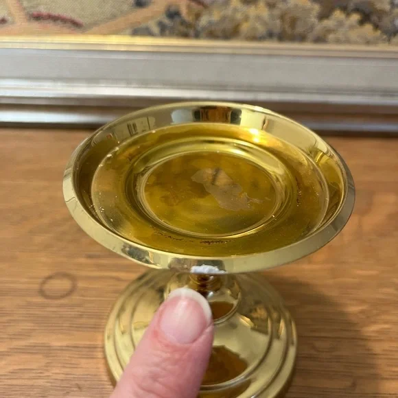 VINTAGE BRASS-STYLE CANDLE HOLDER - Picture 12 of 13